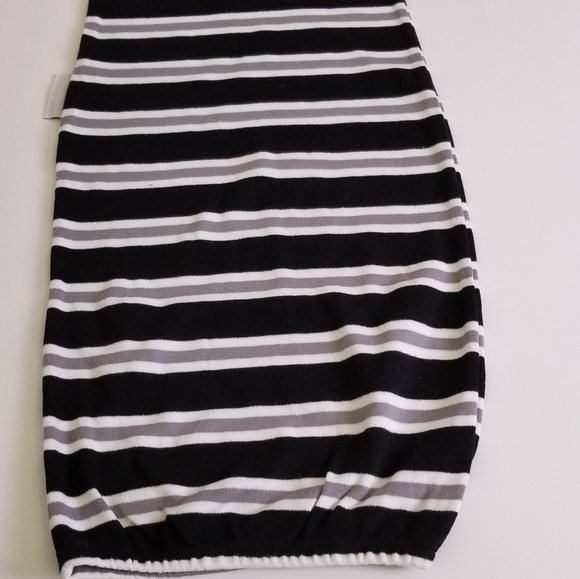 Mod Sway Swaddle Onesie - Picture 3 of 3